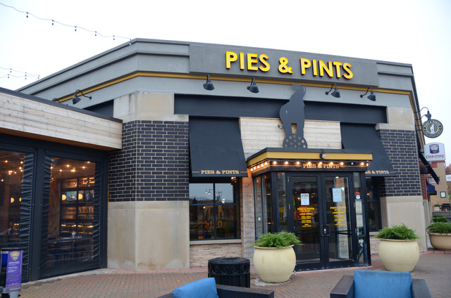Pies & Pints storefront Carmel Indiana